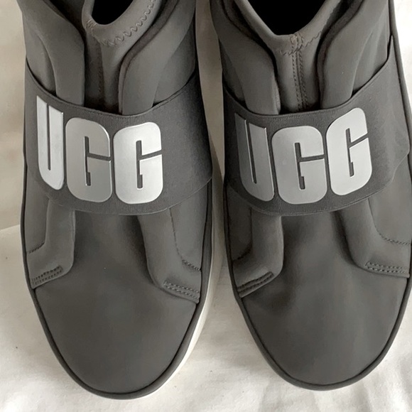 UGG Neutra Logo Panel Sneakers. Size 11. - Picture 2 of 7
